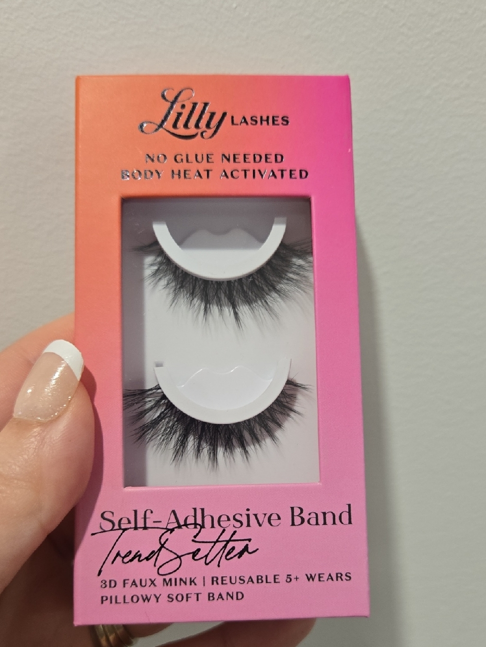 Lilly Lashes Self-Adhesive Faux Mink Lashes
